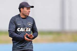 Botafogo x Vitória - Fogão busca quinta vitória seguida para entrar no G5