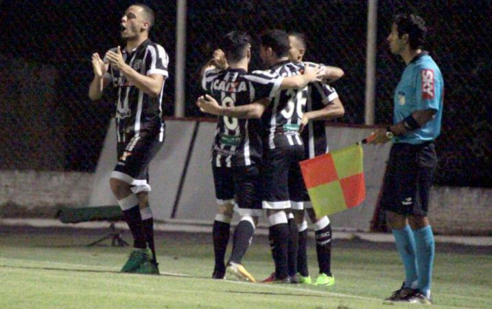 Ceará venceu o Luverdense por 1 a 0 e encostou nos time que brigam pelo acesso.
