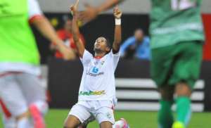 Destaque de time da Série C, Álvaro viaja para assinar com o Palmeiras