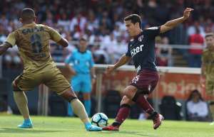 Hernanes afirma que São Paulo não deverá voltar mais à zona de rebaixamento