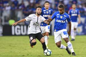 BRASILEIRÃO: Corinthians apenas empata e vê Santos e Grêmio diminuírem diferença