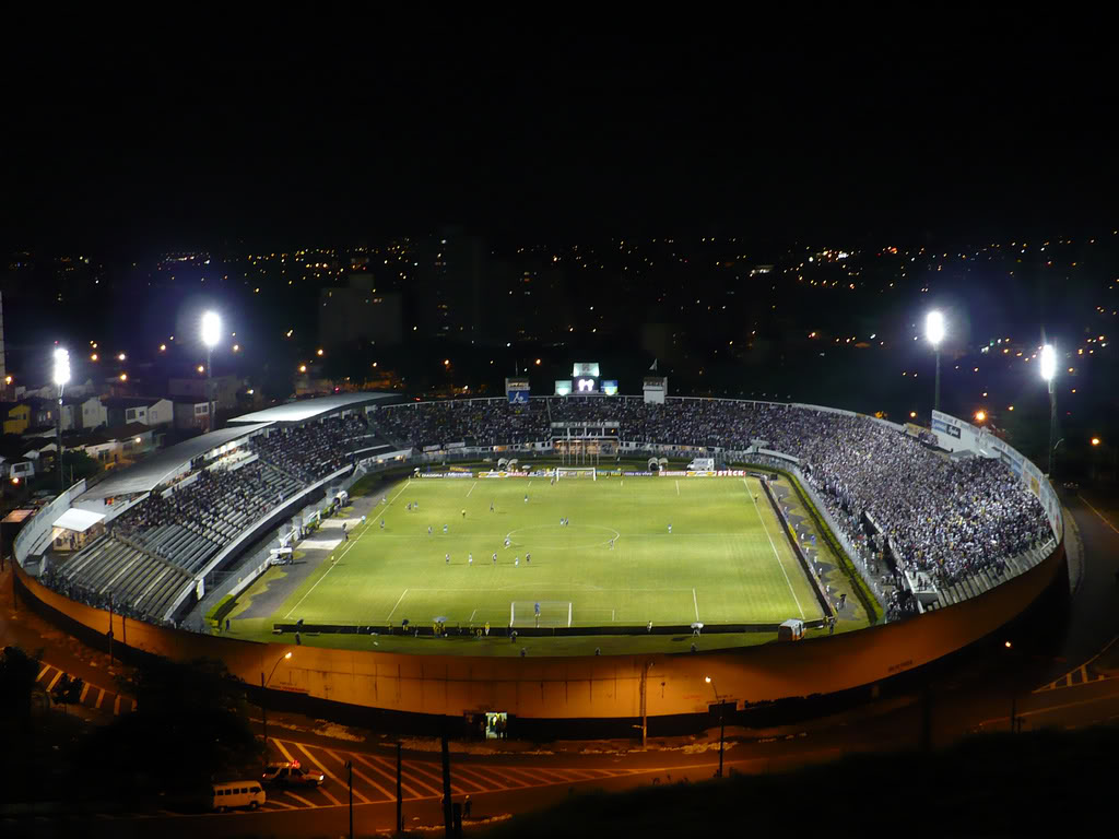 Torcida do Flamengo esgota ingressos para jogo contra Fortaleza