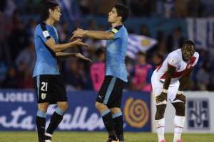 Eliminatórias: No Uruguai, Cavani minimiza polêmica com Neymar: 'São coisas do futebol'