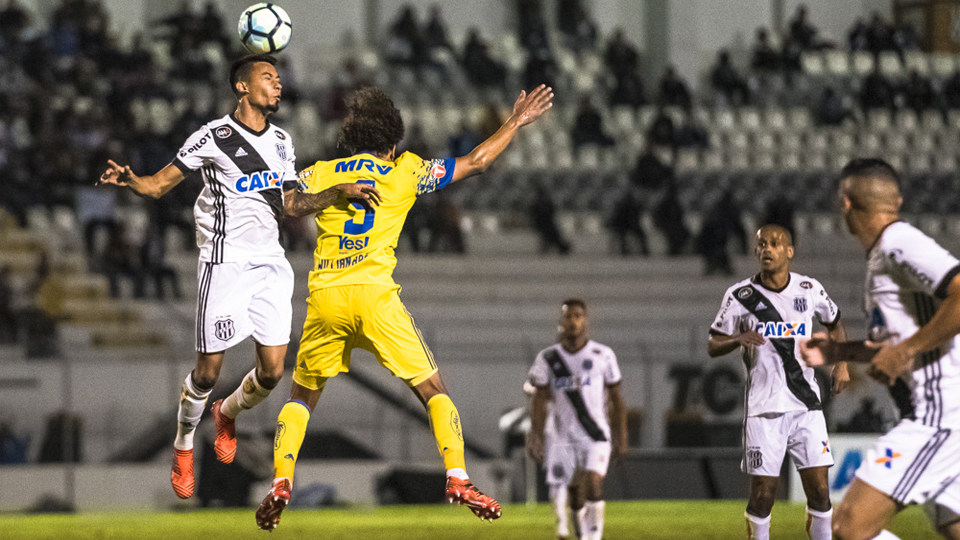 Após sair da zona de rebaixamento, Eduardo Batista exalta luta da Ponte Preta