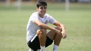 Léo Cittadini só voltará ao Santos em 2018 após operar ombro esquerdo