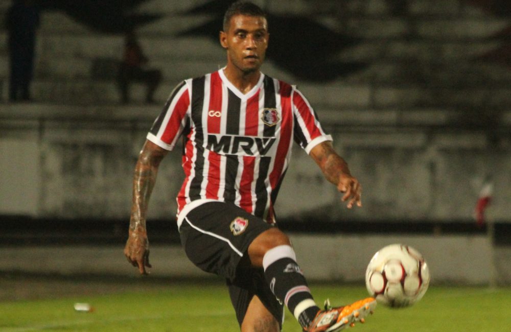 Série B: Léo Lima, ex-meia de São Paulo e Palmeiras, rescinde com o Santa Cruz