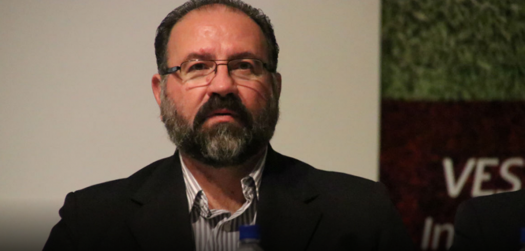 PC Oliveira escala jogadores fora de suas posições de origem, sem sobreaviso, em algumas partidas (Foto: Thiago Carvalho/Assessoria Ferroviária)