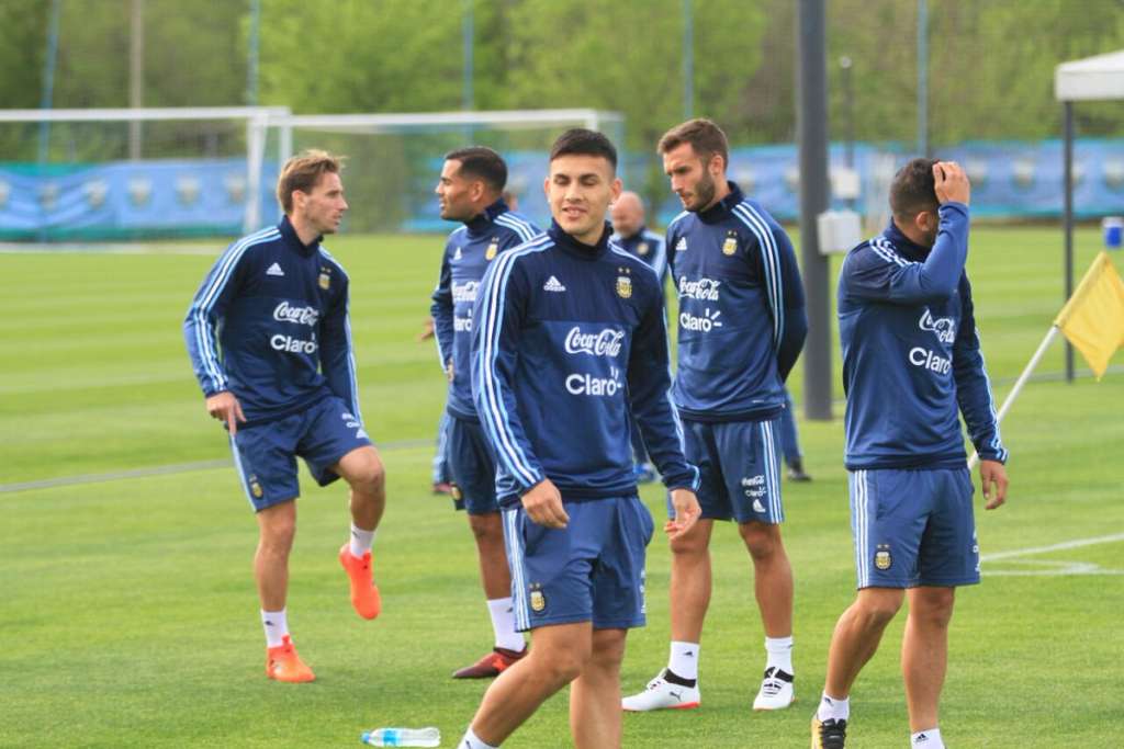 Sampaoli testa time titular da Argentina sem Mascherano e Dybala