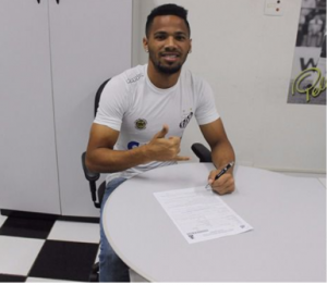 Santos assina com Lorran, revelação do Guarani até 2020