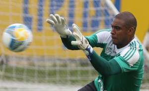 Jailson evolui e deverá ser escalado em jogo-treino do Palmeiras na sexta
