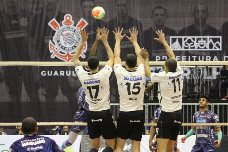 Vôlei: Taubaté bate Corinthians/Guarulhos e sai na frente na final do Paulista