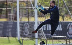 Walter encaminha acordo para trocar o Corinthians pelo São Paulo