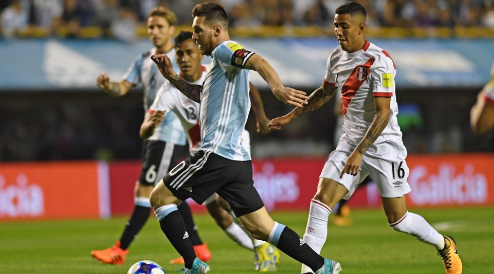 ELIMINATÓRIAS: Argentina empata com o Peru e se complica na briga por uma vaga na Copa