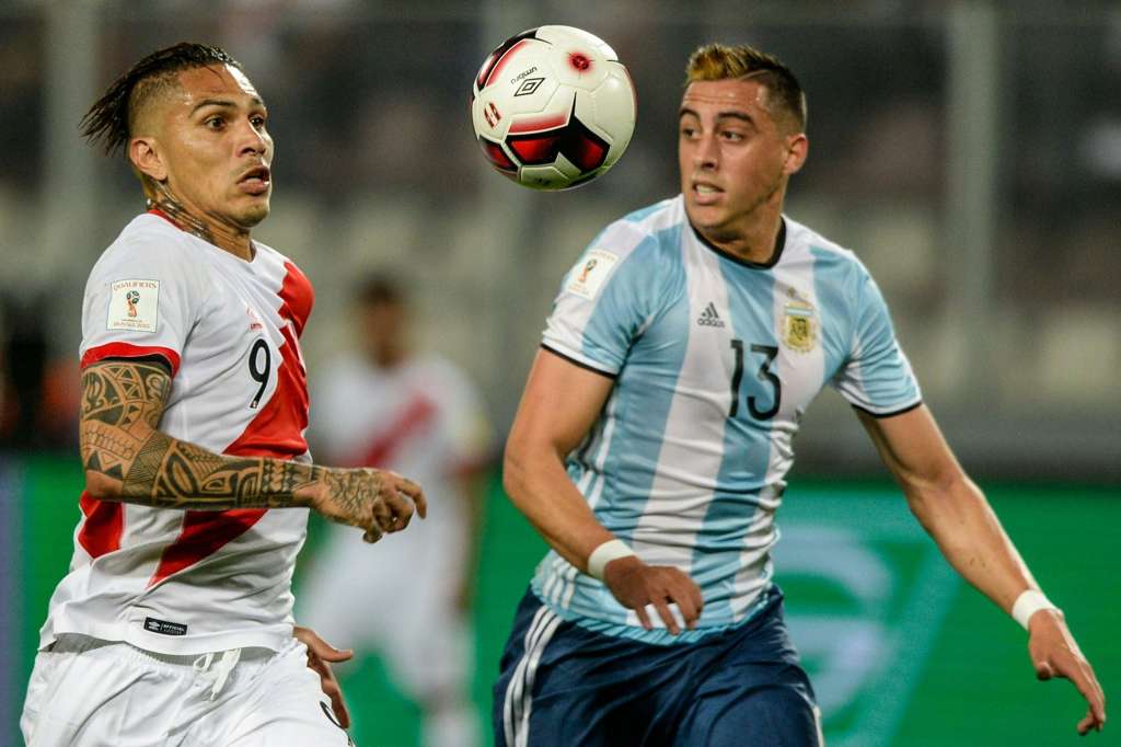 Falta de gols vira drama para Argentina nas Eliminatórias e rende críticas ao Peru Falta de gols vira drama para Argentina nas Eliminatórias e rende críticas ao Peru