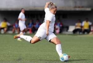 Paulista Feminino: Artilheira do Santos comemora entrosamento e quer fazer história