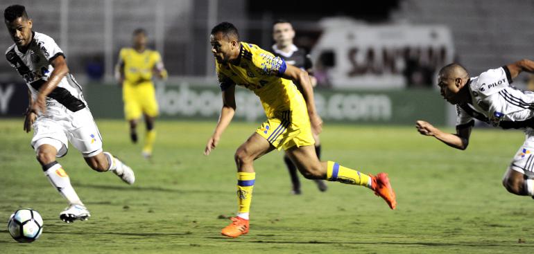Nino Paraíba quer a mesma pegada da Ponte Preta mostrada contra Flamengo diante do Cruzeiro