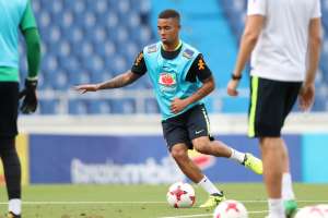 Seleção treina no CT do Palmeiras e Tite deve manter time titular contra o Chile