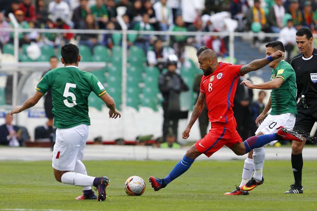 Para se classificar à Copa, Chile terá de enfrentar a própria história