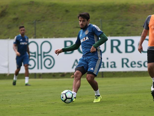 Coritiba segue treinando em Atibaia para enfrentar o Corinthians