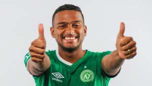 Carille admite liberar Walter para o São Paulo, mas quer Reinaldo no Corinthias