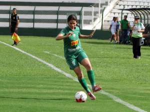 Paulista Feminino: Autora de gol na decisão, volante do Rio Preto cogitou deixar futebol