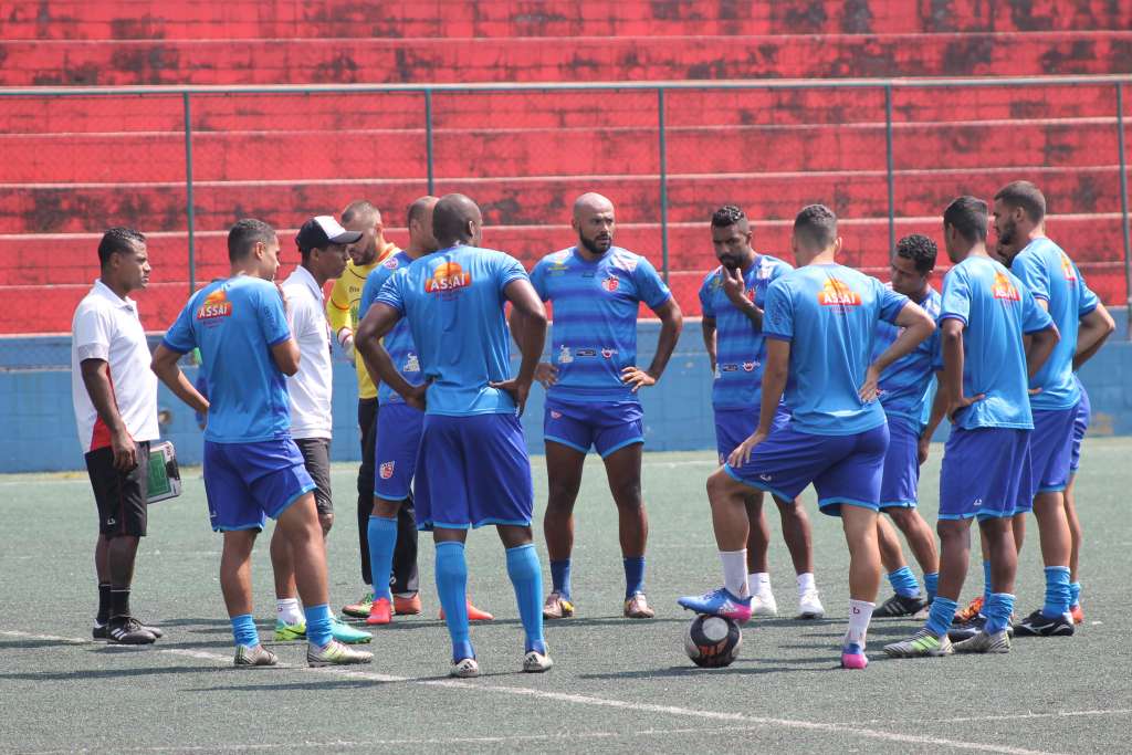 Com dois gols e uma assistência, o meia Diego Souza foi o grande destaque da vitória do Taboão da Serra por 4 a 1 sobre o Água Santa