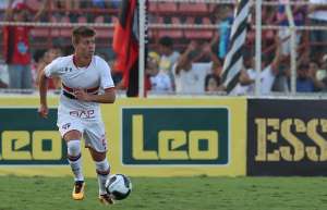 Lucas Fernandes quer São Paulo focado para manter sequência invicta no Brasileirão