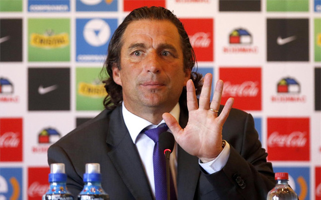 Eliminatórias: ‘Sou o responsável pelo Chile estar fora da Copa’, diz técnico Pizzi