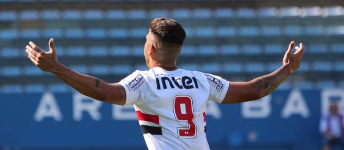 Gabriel comemora gol do são Paulo em cima do XV. Foto: Afonso Pastore - saopaulofc.net