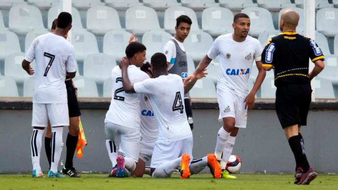 Santos venceu o classificado Desportivo Brasil e ainda tem chances de avançar às quartas