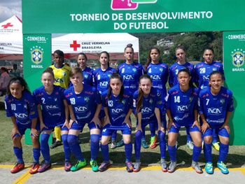 Sub 16 do MS Saad que goleou o Imperial (PR), por 6 a 1, na largada do I Torneio de Desenvolvimento de Futebol para Categorias de Base - Divulgação MS Saad