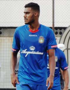 Copa Paulista: Meia do São Caetano destaca empenho para se habituar com o gol