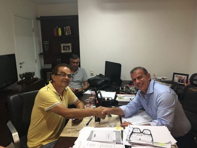 Sérgio Frota confirma permanência de Francisco Diá, técnico do acesso no Sampaio Corrêa
