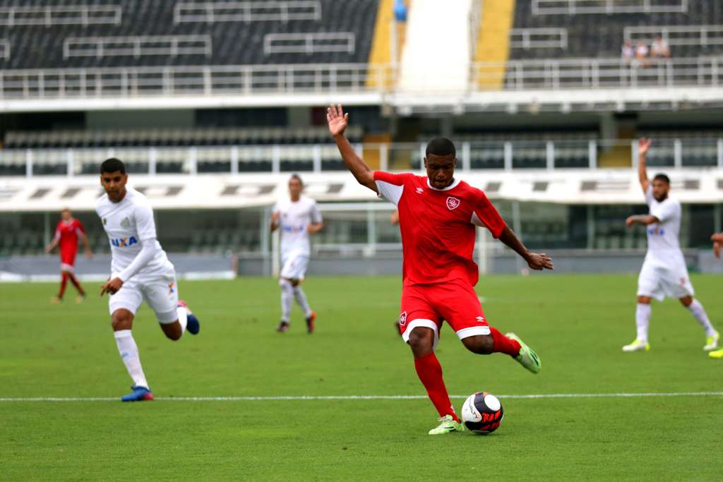 O atacante Erik é um dos destaques do Desportivo Brasil (Fotos: Julio Bronze | Desportivo Brasil)