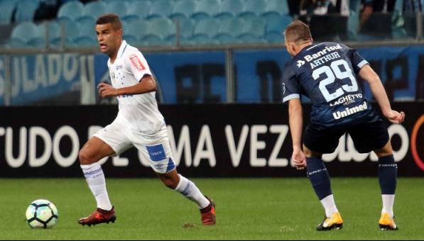 Grêmio, de olho na Libertadores, perdeu para o Cruzeiro