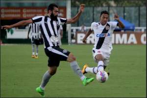 Embalados, Vasco e Botafogo tentam superar problemas ofensivos no clássico