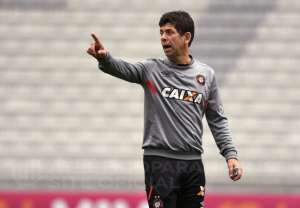 Atlético-PR aposta na desorganização do 'intranquilo' São Paulo para vencer