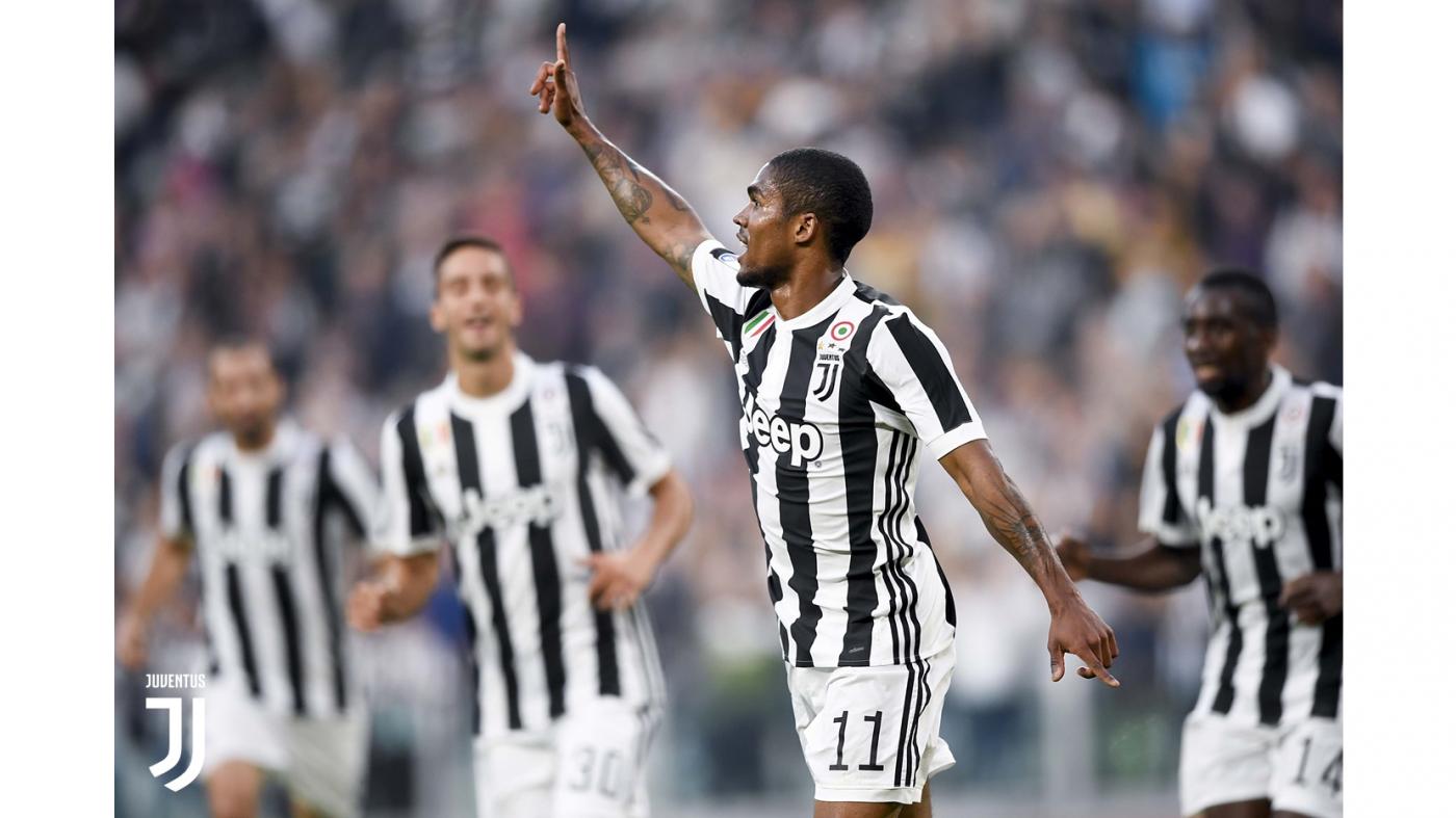 ITALIANO: Douglas Costa marca, mas Juventus leva virada da Lazio com 2 gols de Immobile