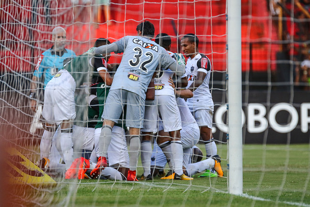 BRASILEIRÃO: Corinthians perde, lanternas não avançam e esquentam briga contra degola