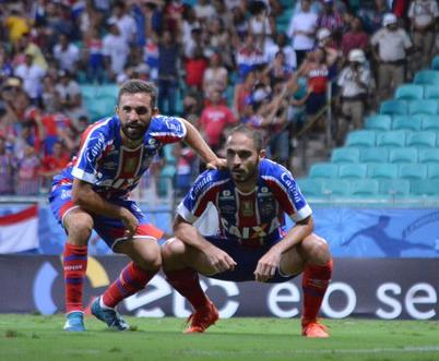 Baianos fizeram até pose para festejar gol sobre o líder