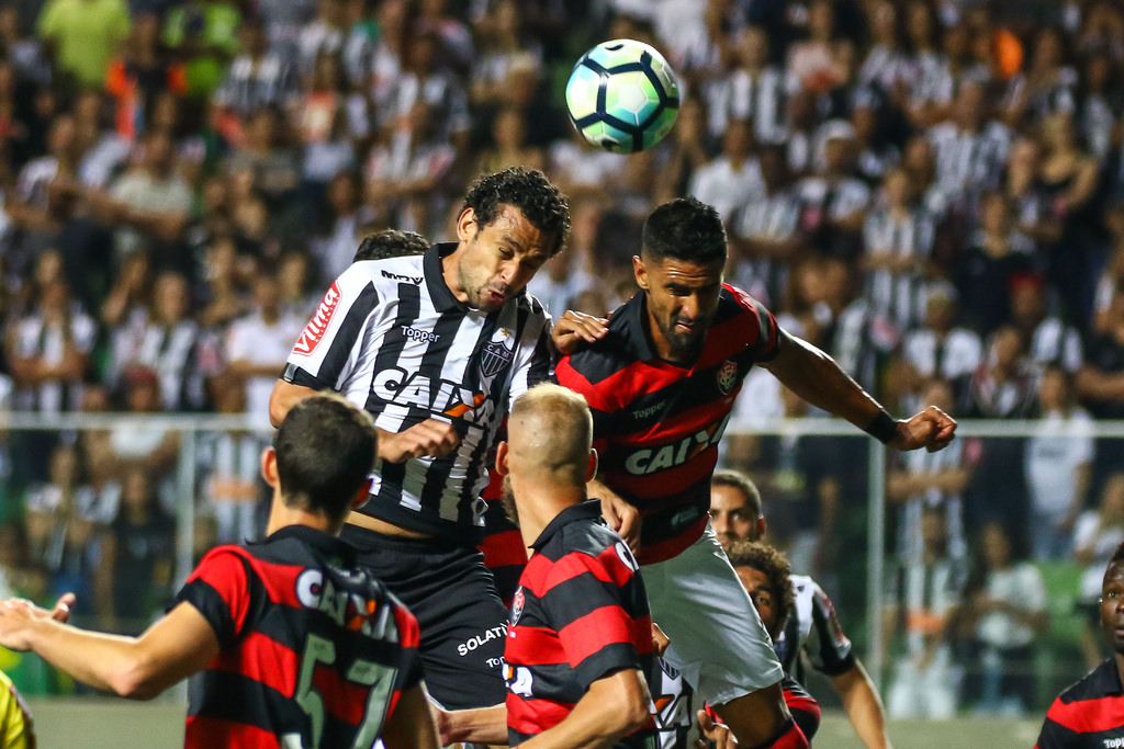 Vitória aposta na continuidade para duelo contra o Santos