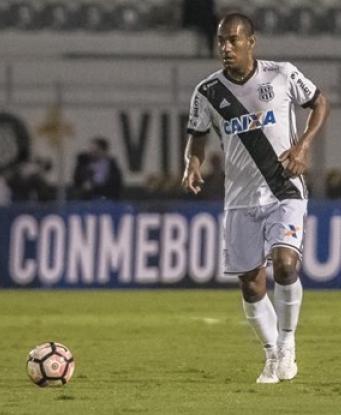 Rodrigo está pronto para voltar à defesa da Macaca