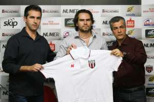 Léo Condé chega ao Botafogo-SP: 