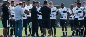 Santos x Ferroviária - Favorita, Ferrinha passará pelo Peixe?