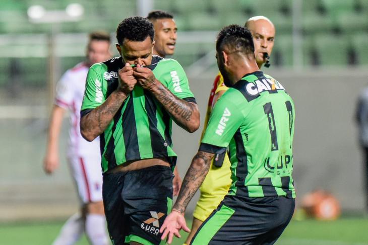 Bill marcou o gol do Coelho (Foto: Mourão Panda / América-MG) 