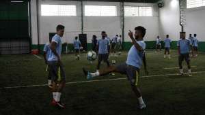 Fluminense busca superar desfalques no meio para o confronto contra a Chapecoense