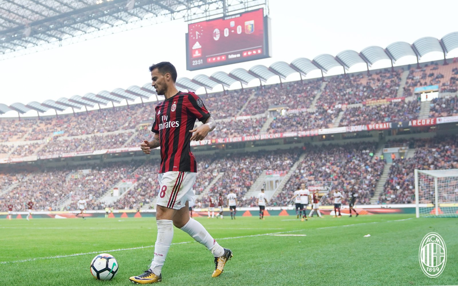 ITALIANO: Com um a menos desde o 1º tempo, Milan segura empate com o Genoa