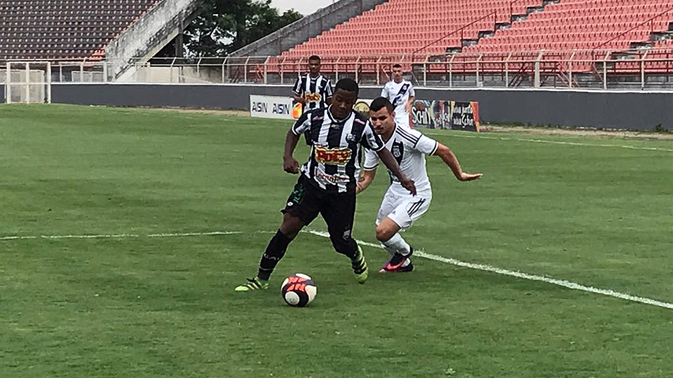 Jogando sob seu mando de campo, a Ponte Preta bateu a Votuporaguense por 4 a 1 (Foto:PontePress)