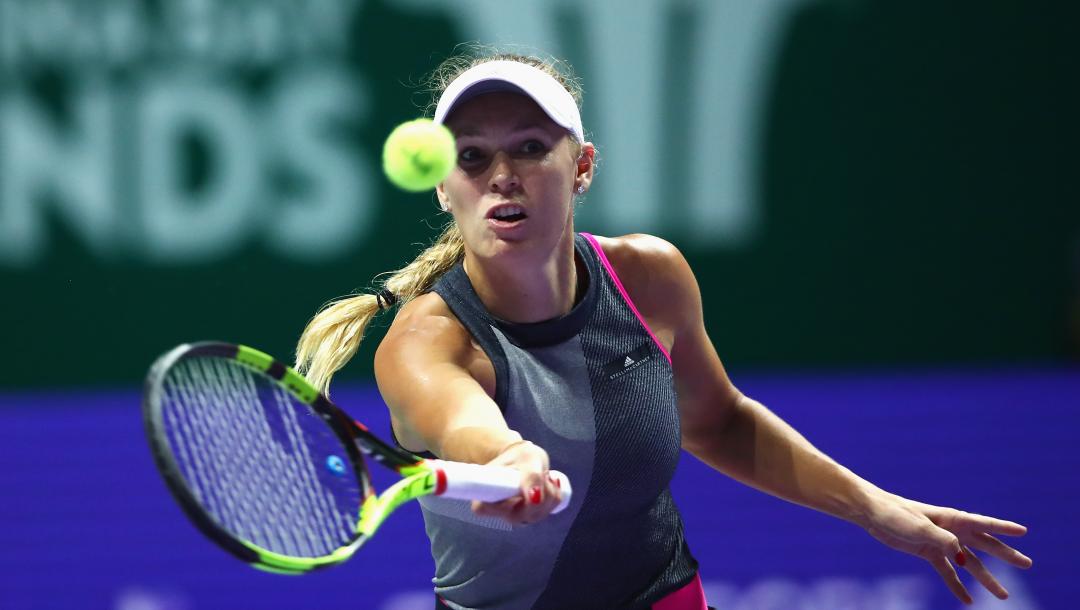 Tênis: Wozniacki arrasa líder do ranking e se garante nas semi do Masters da WTA