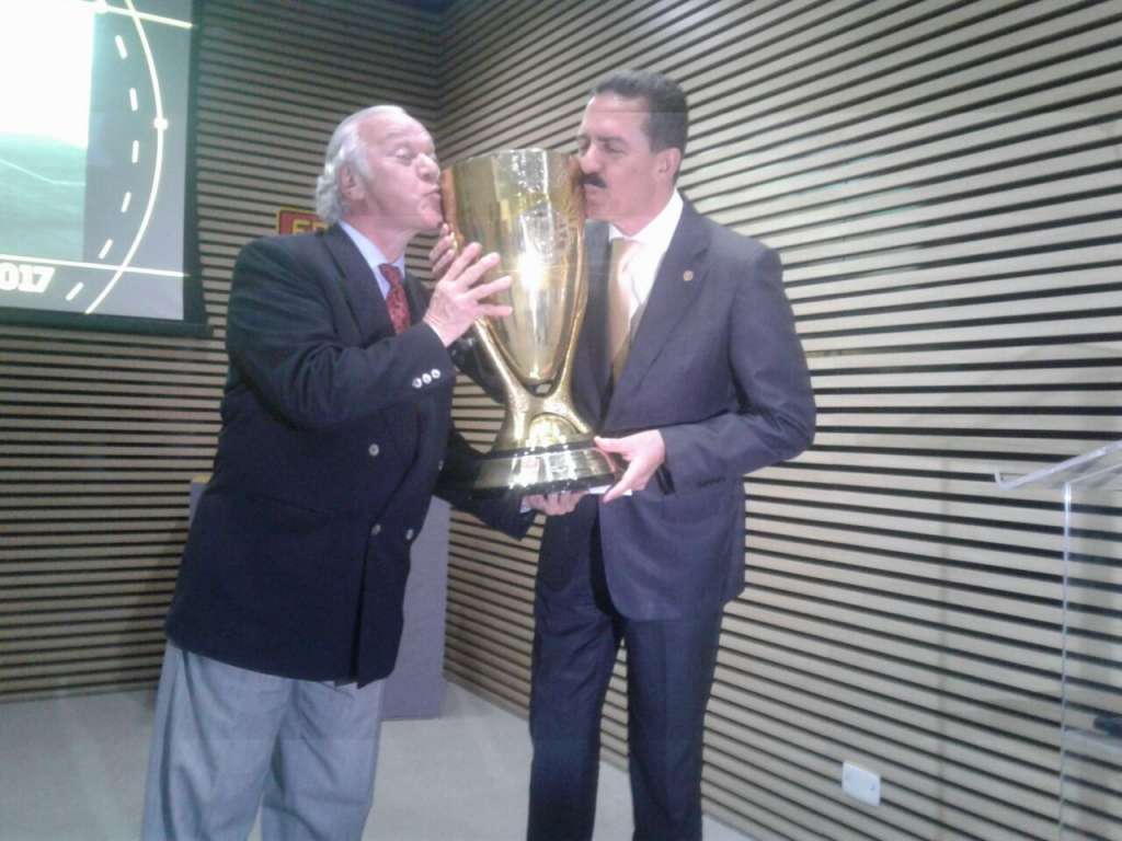  A conquista do bicampeonato paulista foi bastante comemorado prelo presidente rio-pretense José Eduardo Rodrigues (Foto: Oscar Silva)